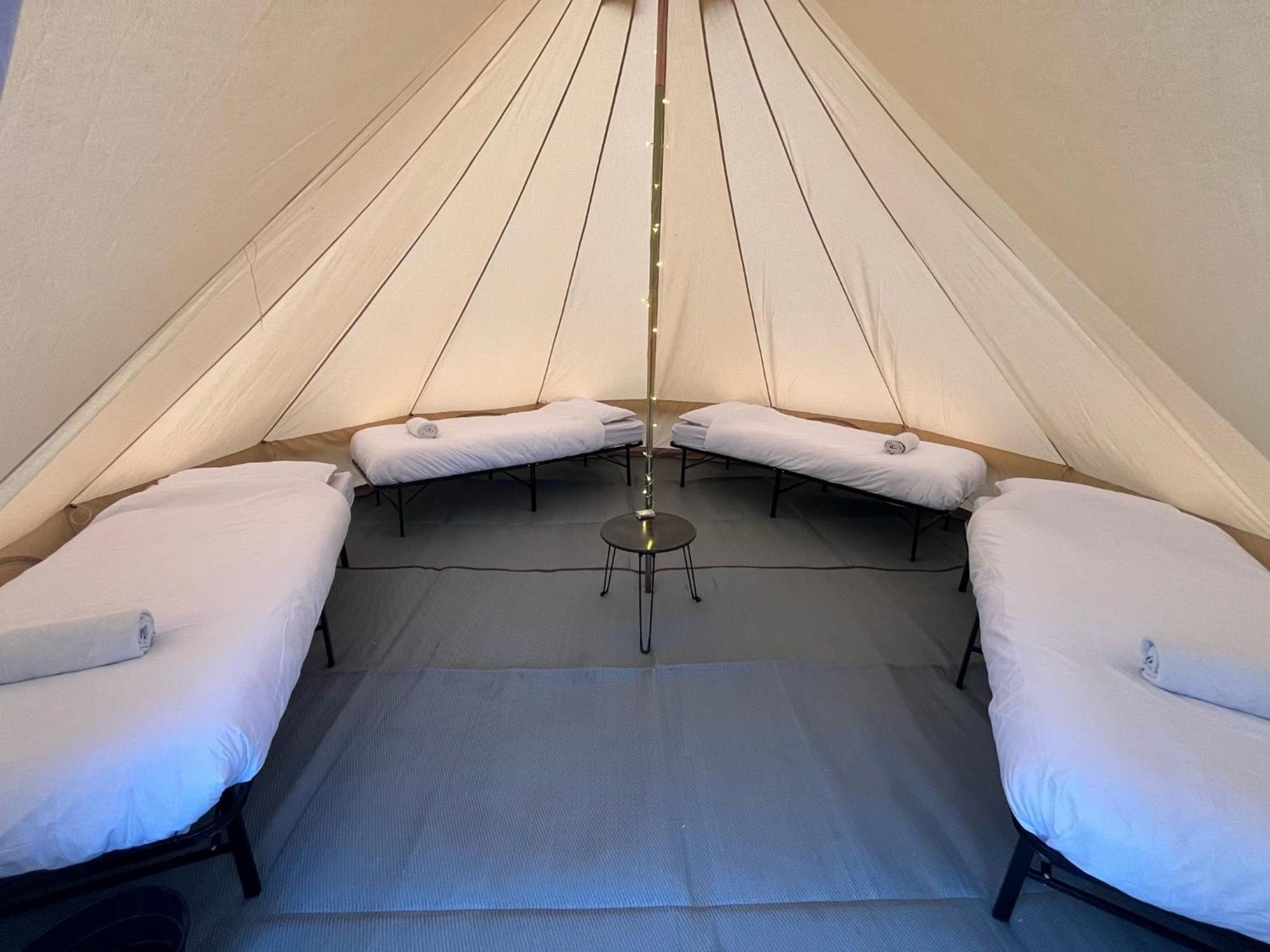 Suitehuts @ Silverstone Luaran gambar