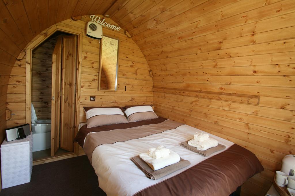 Suitehuts @ Silverstone Luaran gambar