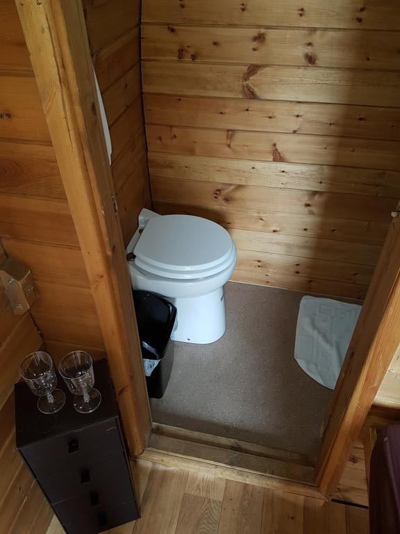 Suitehuts @ Silverstone Luaran gambar